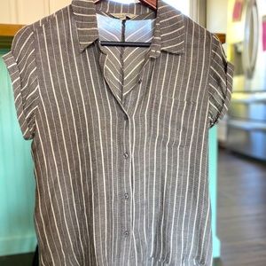 Lucky top size small